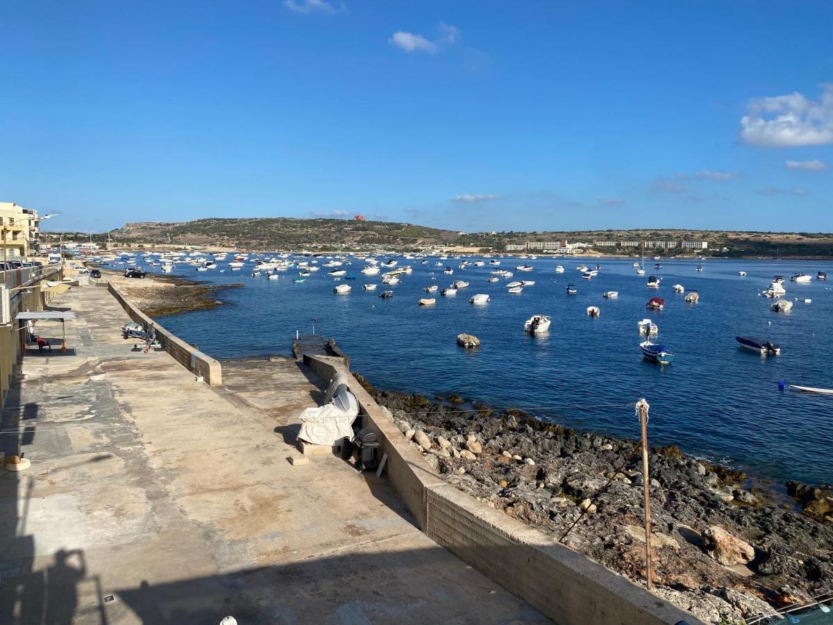 Sea Front Apartment At Mellieha Bay, Malta! Buitenkant foto